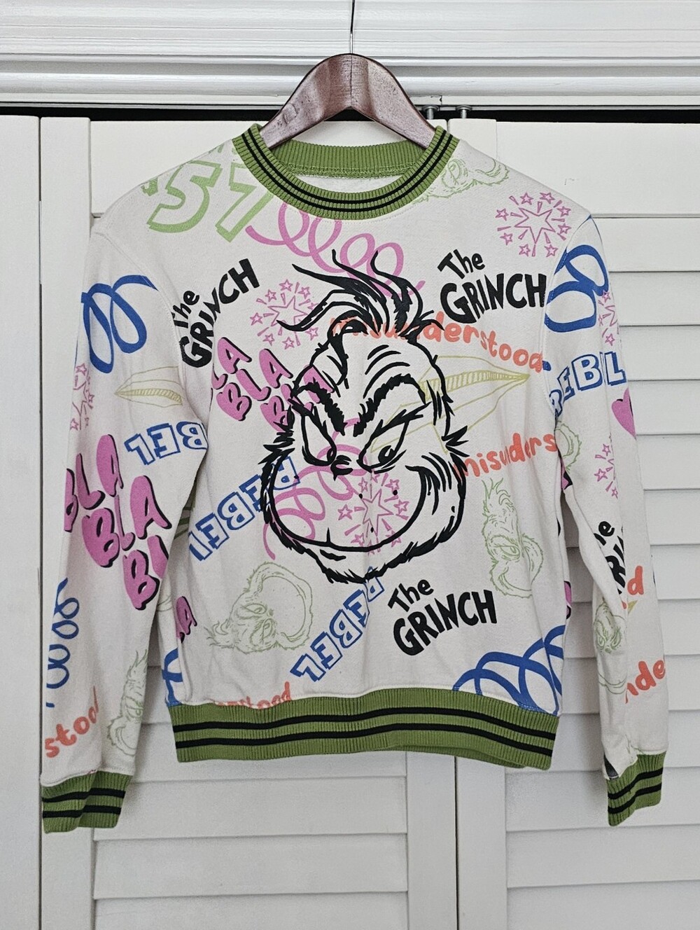 The Grinch Dr Seuss Sweatshirt Juniors Size 13/14 Ivory Green Pullover Crewneck